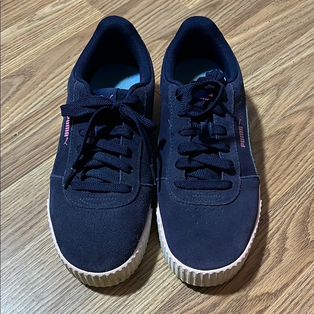 Puma purple Sneakers Sleek Minimalist Design